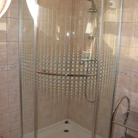 Liget Apartmanhaz Appartement Kehidakustány